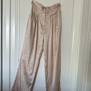 Adorable pants Boohoo